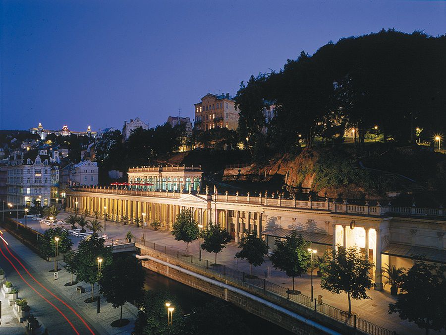 Hotel Derby Karlovy Vary Exterior photo